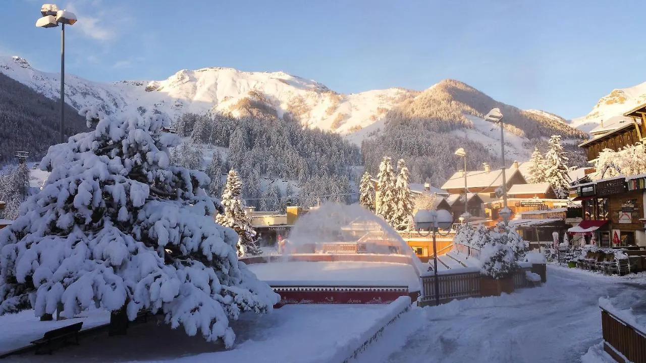Chalet La Grange d'Aur - Place d'Auron France
