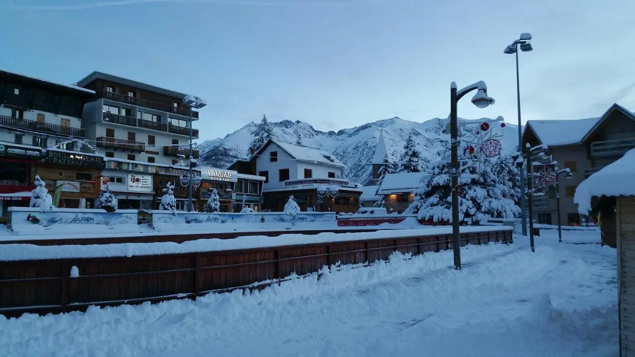 La Grange d'Aur - Place d'Auron Auron